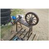 Image 3 : Antique Spinning Wheel