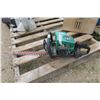 Image 1 : Weedeater Gas Hedge Trimmer, Engine Turns
