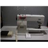 Image 2 : Vintage Pfaff sewing machine (powers on but won’t turn)