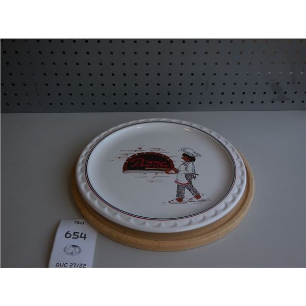 Pizza serving plate