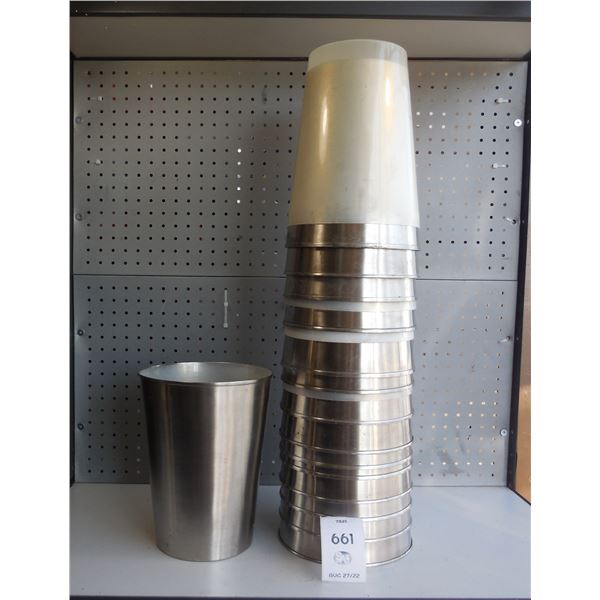 15 household waste baskets