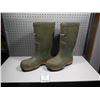 Image 5 : Size 12 rubber steel toe boots