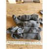 Image 2 : 5 pairs of gray Mens Winter wooly socks, white trim