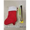 Image 2 : Dog Christmas stocking, plus cat litter liners
