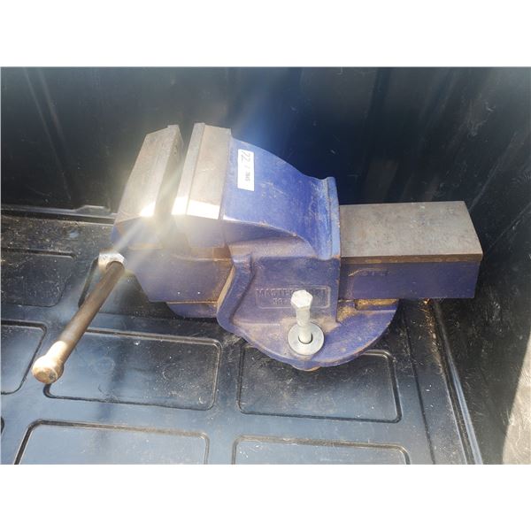 4 inch bench vise 78-7840