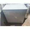 Image 1 : Danby 5.0 cu. Ft. chest freezer (working)