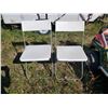 Image 1 : 2 white collapsible chairs