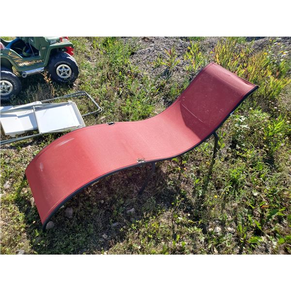 fold out red patio recliner