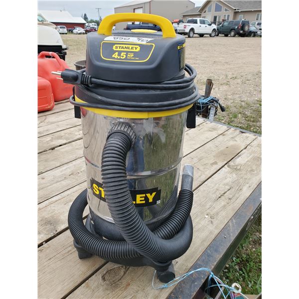Stanley wet/dry vac