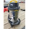 Image 2 : Stanley wet/dry vac