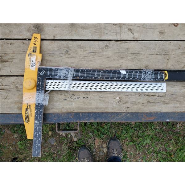 4 ft level, 2 carpenters squares, drywall t square