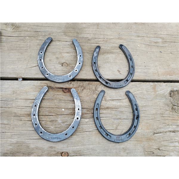 4 horseshoes