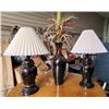 Image 1 : Set of 3, Matching Black/Red Lamps and Vase with décor