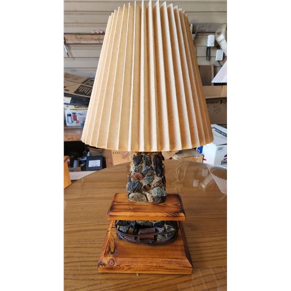 Solid Fireplace Lamp