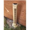 Image 1 : "Comfort Zone" Tower Fan