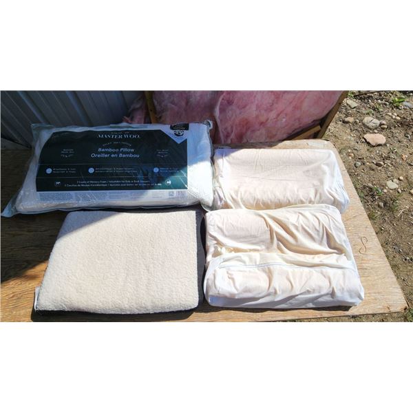 Assorted Pillows, Bamboo New in Bag, 2 Memory Foam and 1 Water Pillow