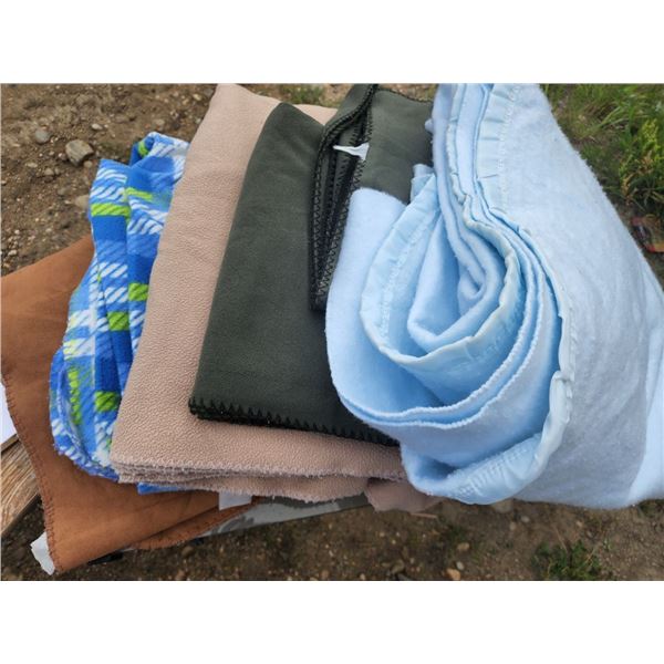 Lot of Assorted Blankets, Throw Blankets