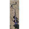 Image 1 : manual ice auger