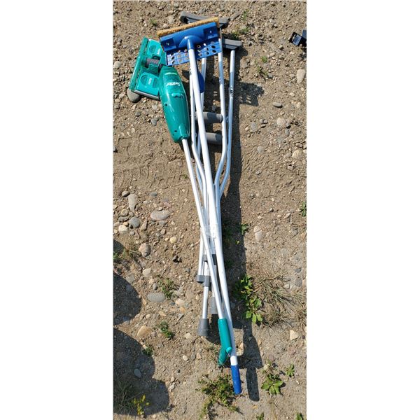 swiffer, mop, crutches