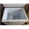 Image 2 : medium chest deep freezer (working)