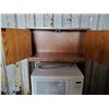 Image 5 : microwave & stand (both need tlc)