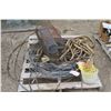 Image 1 : Pallet of steel cable, rope and some mesh.