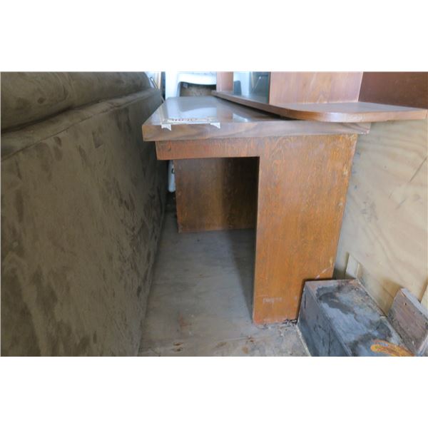 wood office desk with 4 drawers.