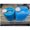 Image 1 : 2 water jugs
