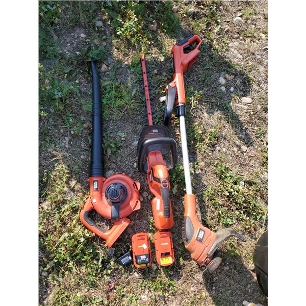 Black & Decker 18v tool lot w/ 2 batteries - leaf blower, hedge trimmer, weed trimmer (untested, bat