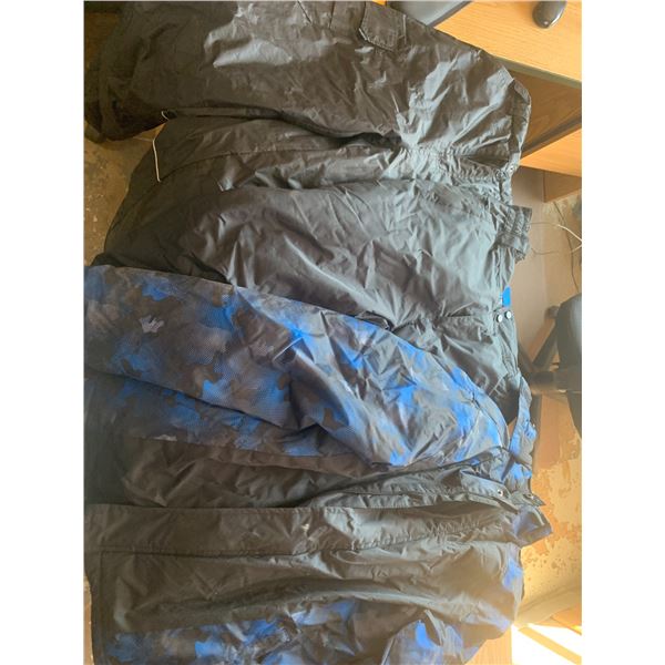 1 snowsuit size M & 1 pair of skipants size 14