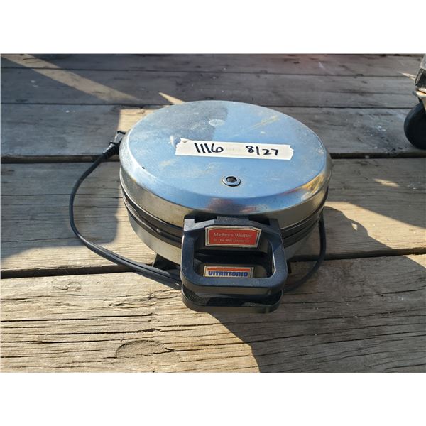 mickey mouse waffle iron