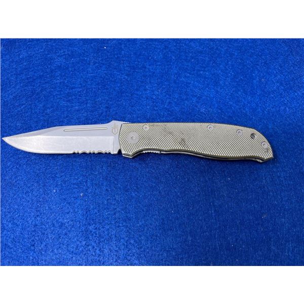 Gerber Silver Lock Blade folding pocket knife with clip model 4660421A