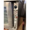 Image 4 : Blodgett Industrial electric Dual door convection oven - no legs