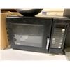 Image 1 : Amana Commercial Microwave