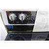 Image 2 : Whirlpool Black, S/S Flat Top 5 Burner Electric Oven