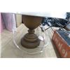 Image 2 : Wood Base Table Lamp