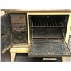 Image 8 : Vintage 1930s fawcett mayfair enamel wood cooking stove - manufactured by Enamel & Heating products