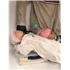 Image 3 : "Hero" (Girl) reusable bags - ep. 605 sc. 4 & 2 baby dolls & pair of arm Props