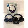 Image 1 : 3 sets of headphones - ep. 511 sc. 1 & ep. 501 sc. 15 (From the superhero show)