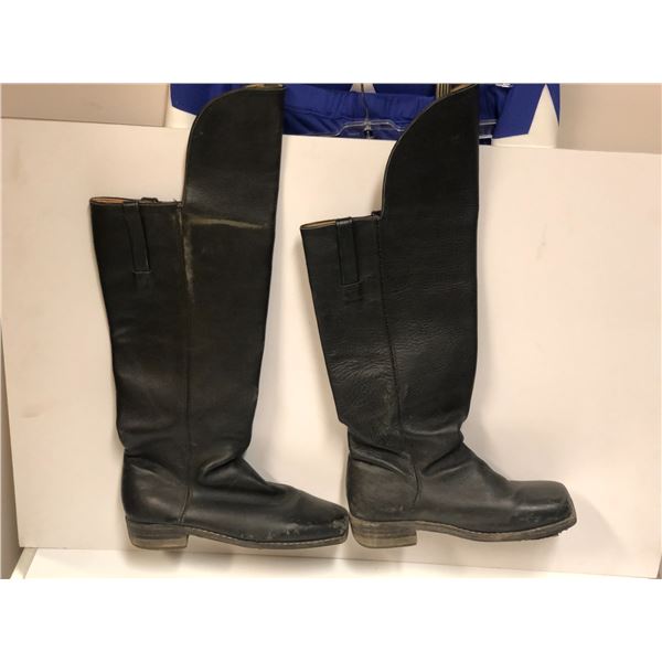 Pair of mens sz. 10 black leather riding boots (From the superhero show)