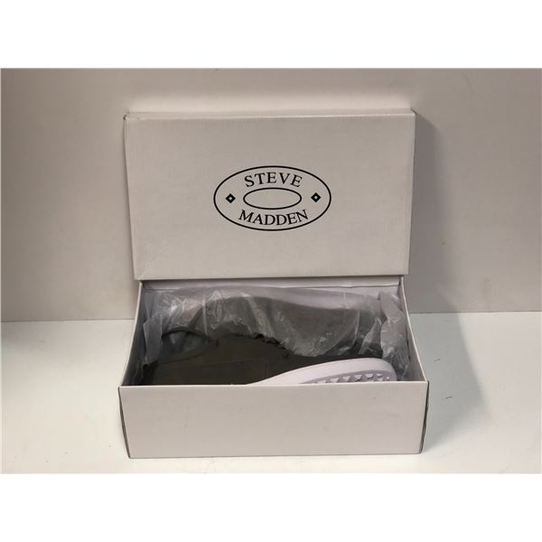 Pair of "Hero Stunt" (Boy) sz. 11 "Steve Madden Halliday Grey" casual shoes (From the superhero show