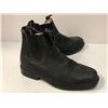 Image 2 : Pair of "Hero Stunt" (Boy) sz. 10 Blundstone - black leather pull-on boots (From the superhero show)