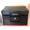 Image 2 : "New" Honeywell fire chest (From the superhero show)