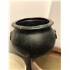 Image 2 : Group of 8 outdoor plastic planters (From the superhero show)