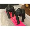 Image 1 : 2 Gorilla Grodd stand-ins - ep. 317 sc. 11 & Minotaur stand-in small action figure - sc. 36 (From th