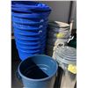 Image 2 : Group of 14 garbage cans w/ 8 lids