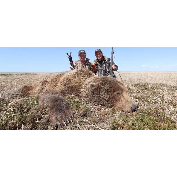 Alaska Brown Bear Hunt    Becharof Outfitters