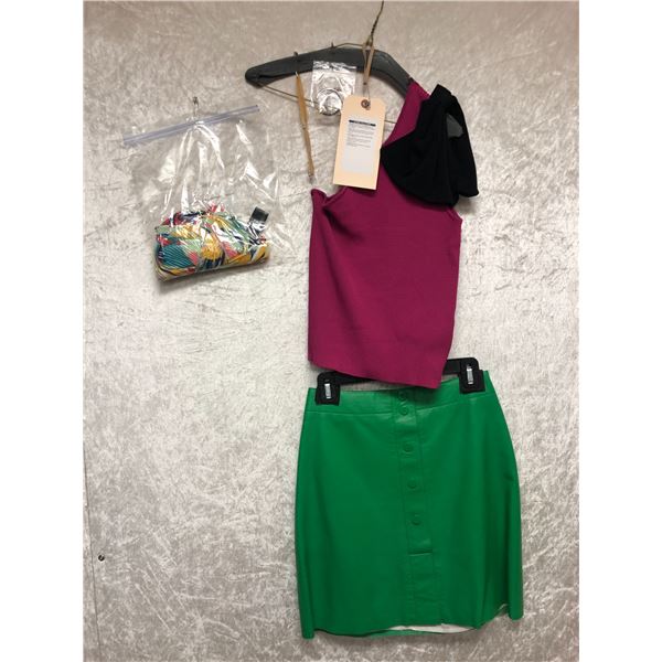"Superhero Show - Season 5 Ep. 10" - #6 Hero - Complete Retro outfit - includes Top (Zara - Fuchsia 