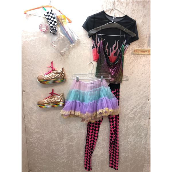 "Superhero Show - Season 6 Ep. 3" - #65 Hero - Complete K-popstar outfit - includes top/checkered le