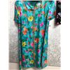 Image 3 : "Superhero Show" - Group of 4 vintage floral dress & 1 vintage floral shirt